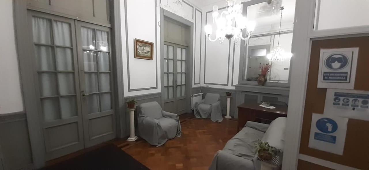 Hotel El Pibe Buenos Aires Exteriör bild