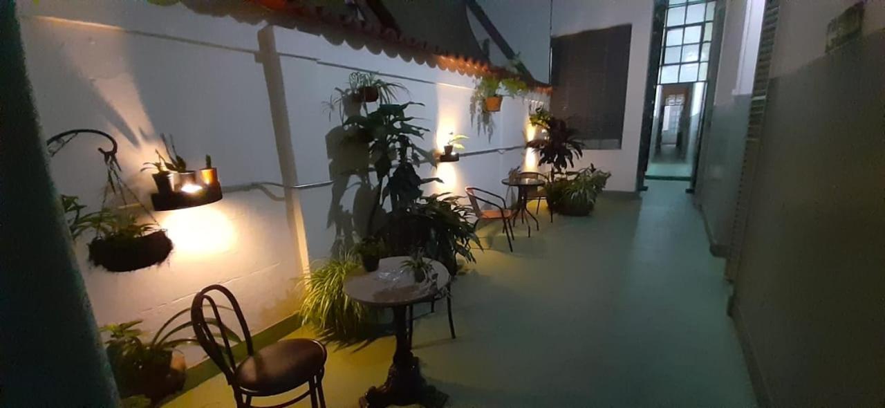 Hotel El Pibe Buenos Aires Exteriör bild