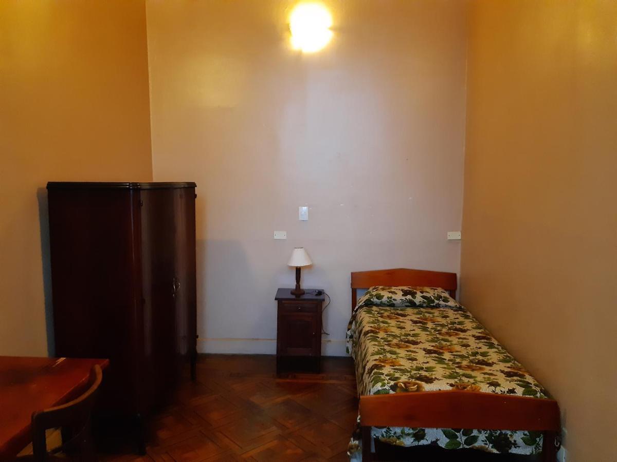 Hotel El Pibe Buenos Aires Exteriör bild